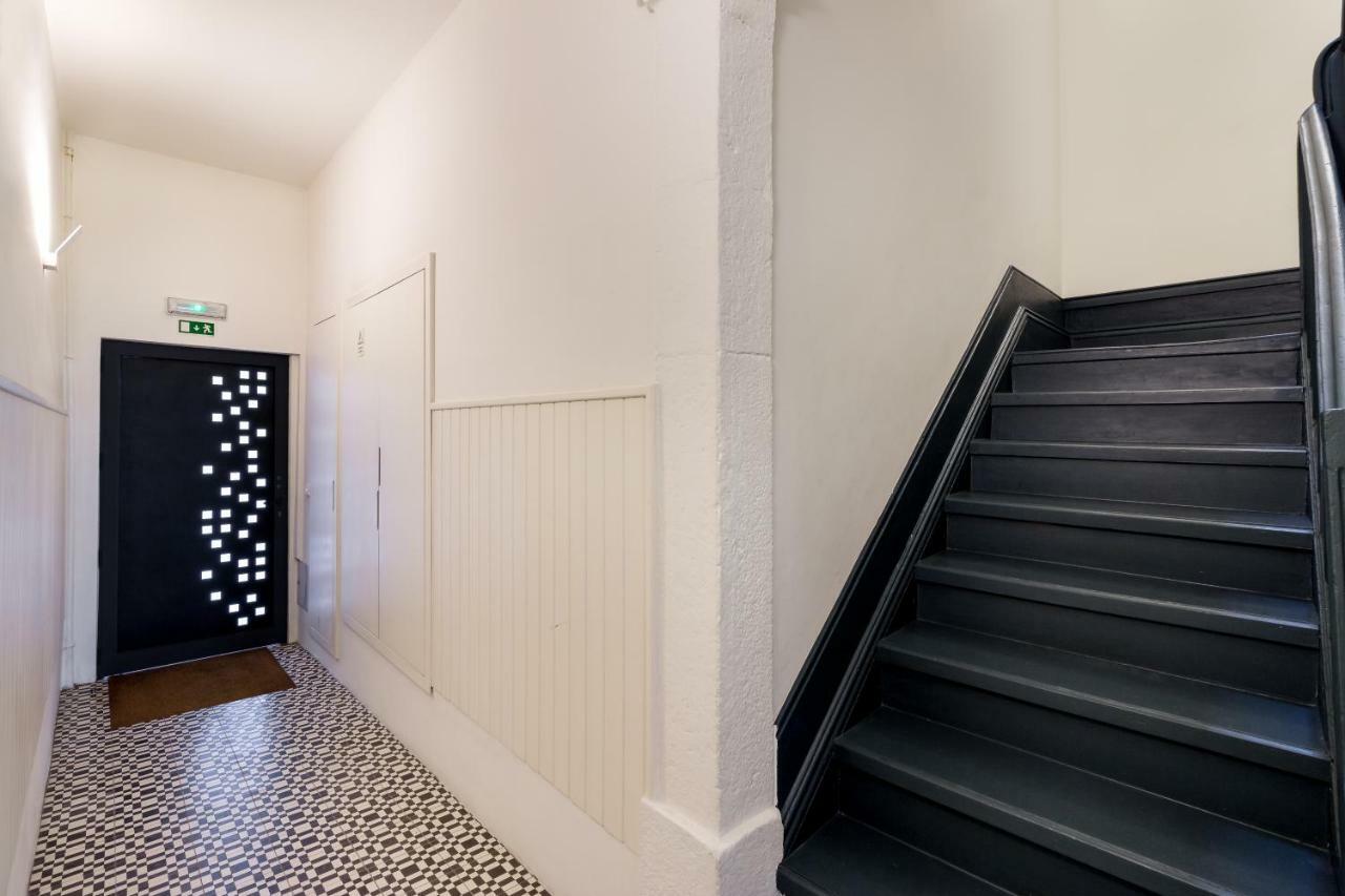 Formosa Flats Apartment *
